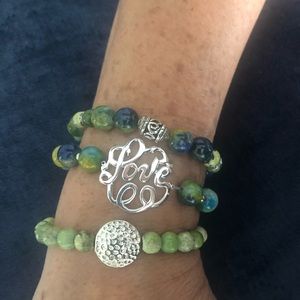 Green/Blue Beads; Silver insert and accents 💚💙
